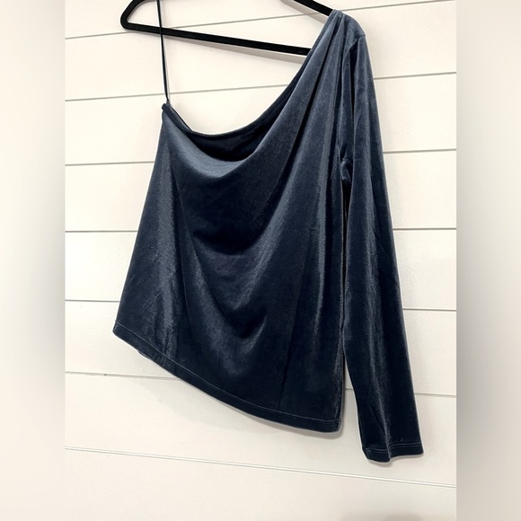 Soft Top - Picture 1 of 5